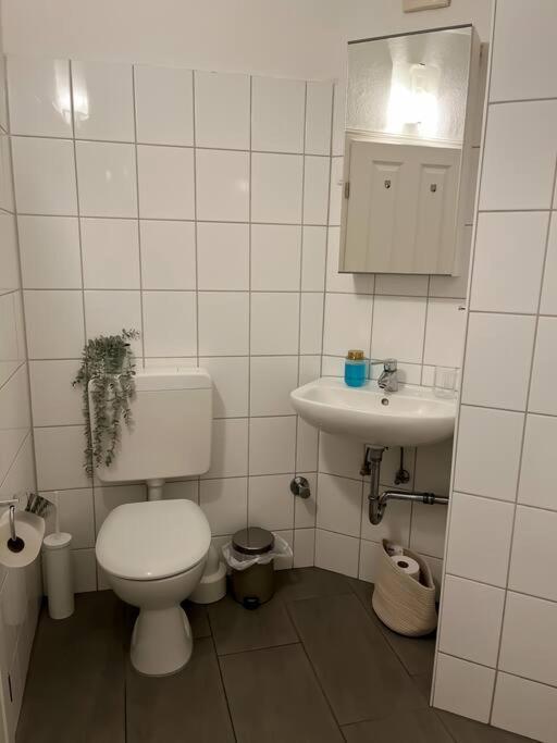 Ferienwohnung Zentral, Geraeumig, Messe Nah! Be2R Essen Exterior foto